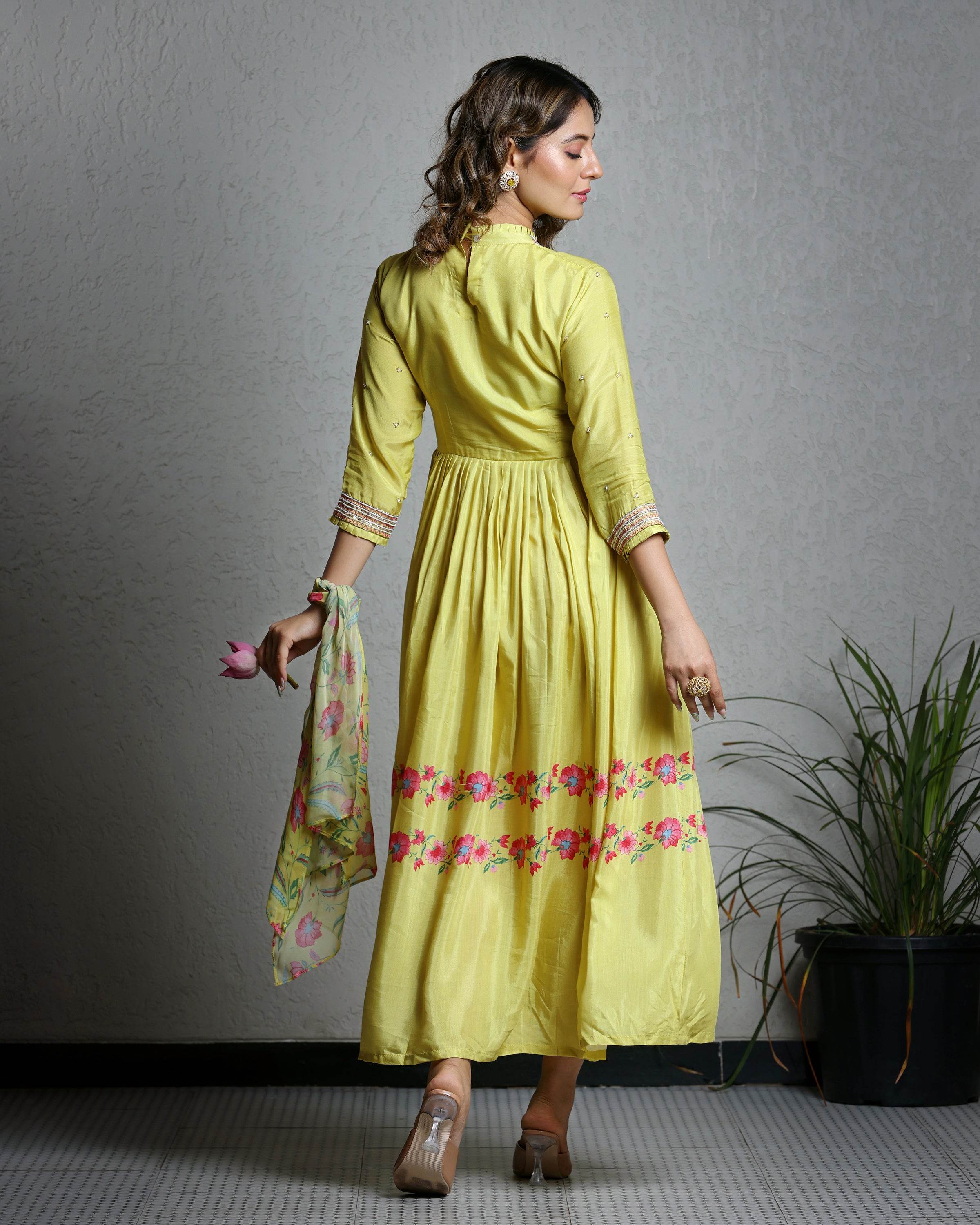 Lemon Yellow Dress With Scalf