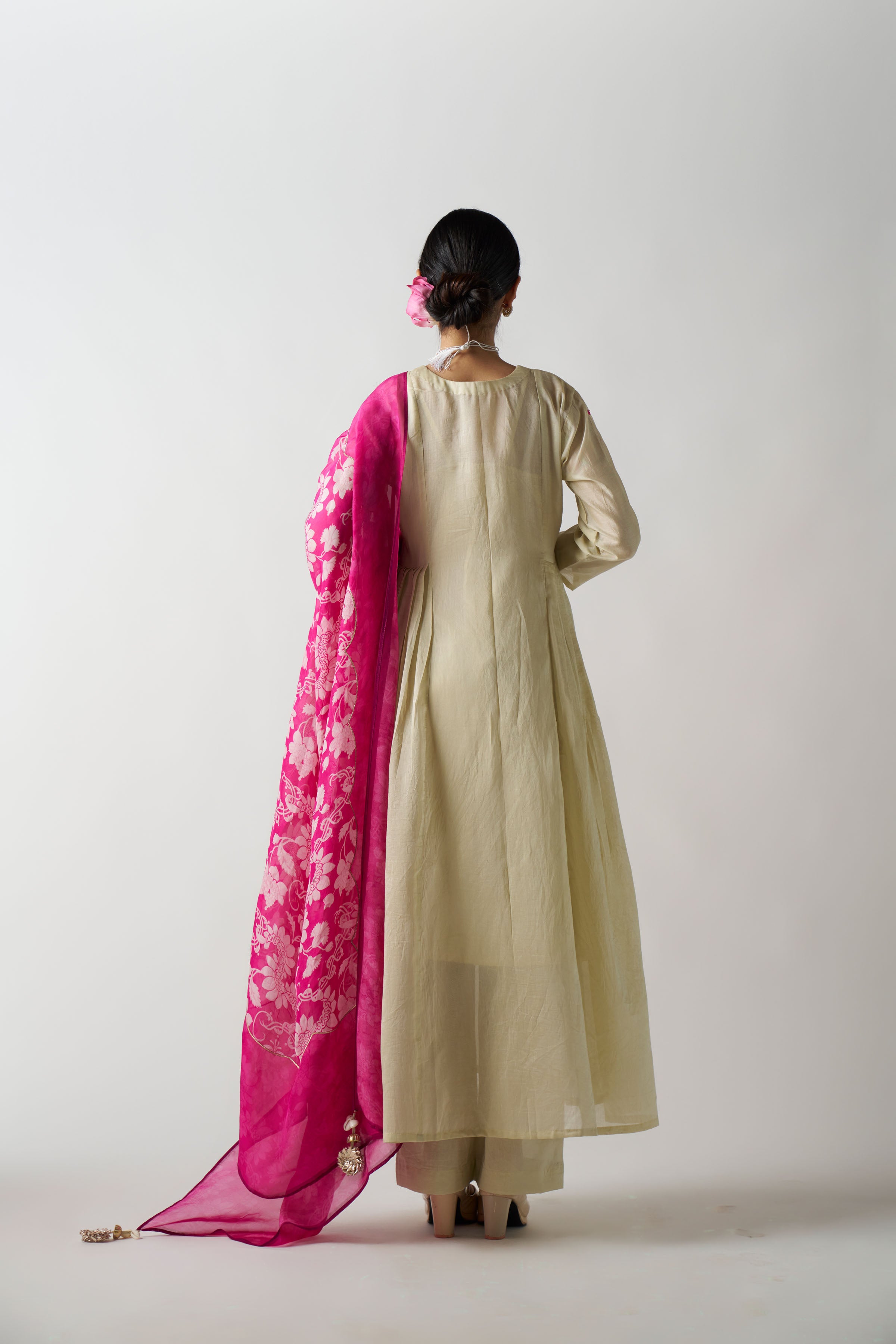 Off White 3 Piece Suit With Fuchsia Pink Dupatta