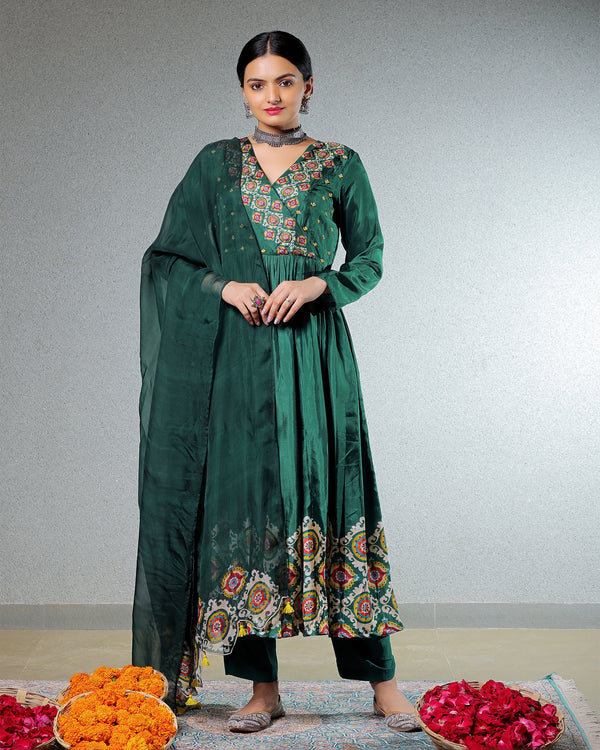 Taskeen Pine Green 3 Pcs Suit