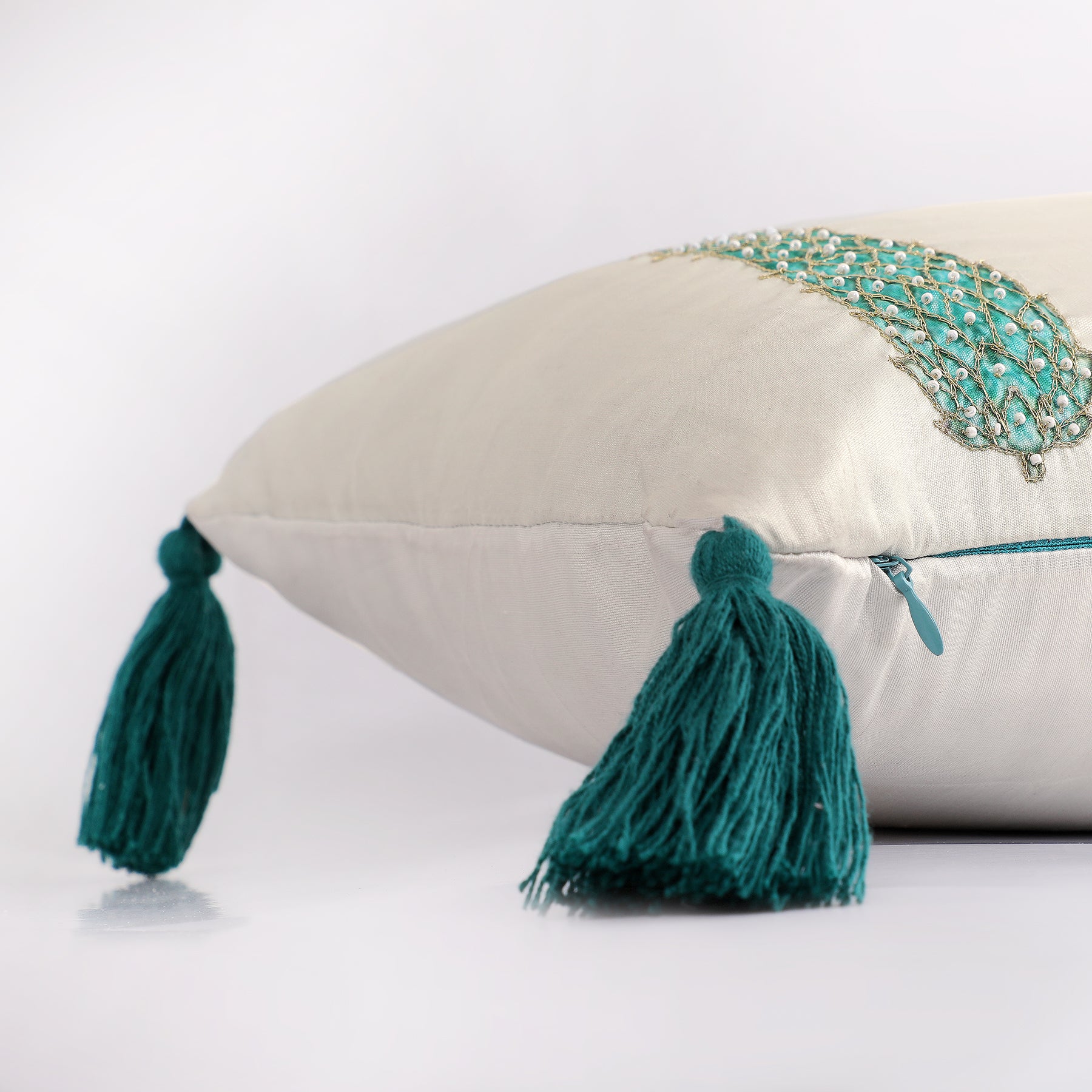 Noor Silk Cushion