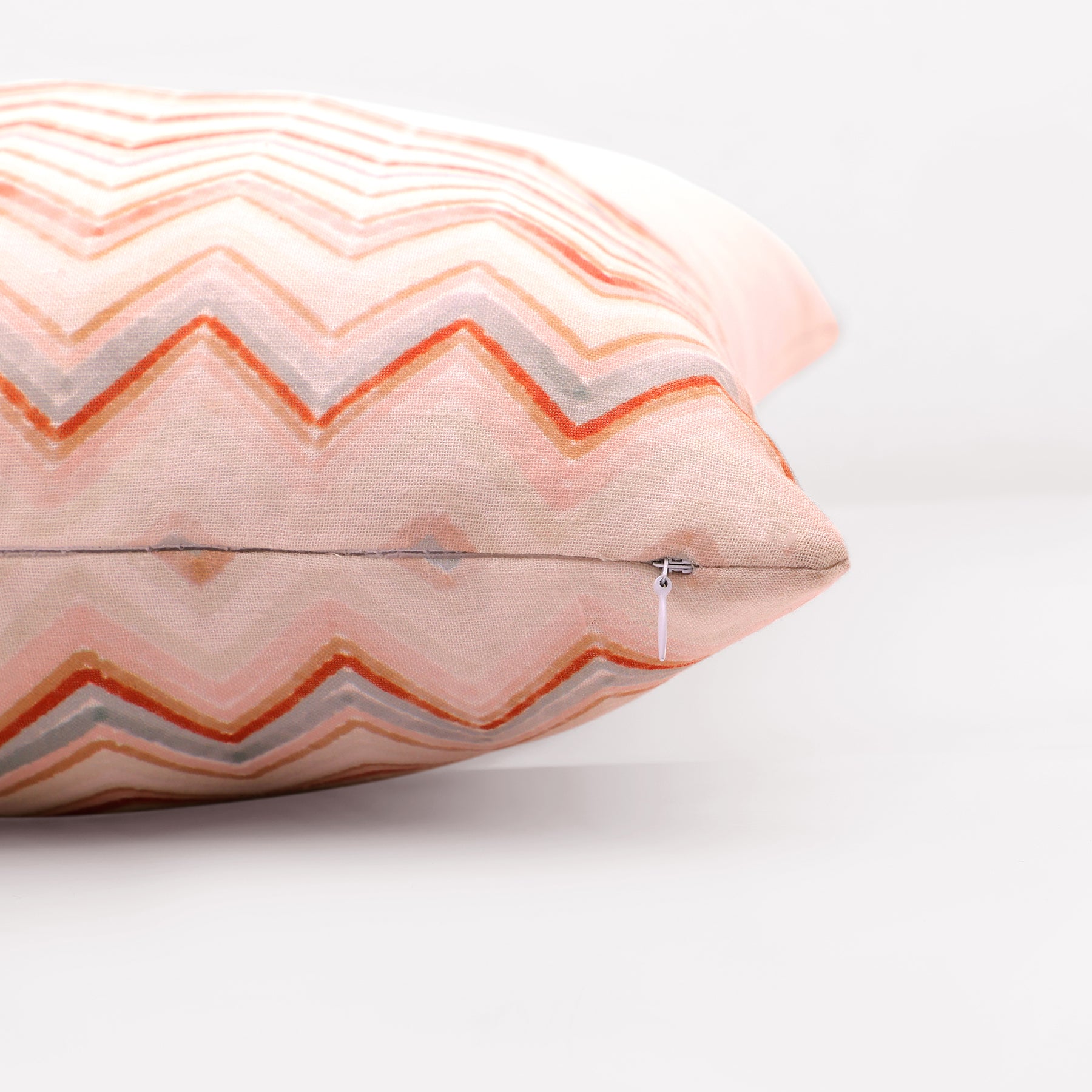 NARGIS LINEN CUSHION